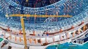 中场一脚直塞把后防撕开了