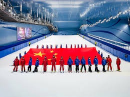 《伊藤润二狂热：无止的囹圄》，已于11月12日正式在Steam全球上市